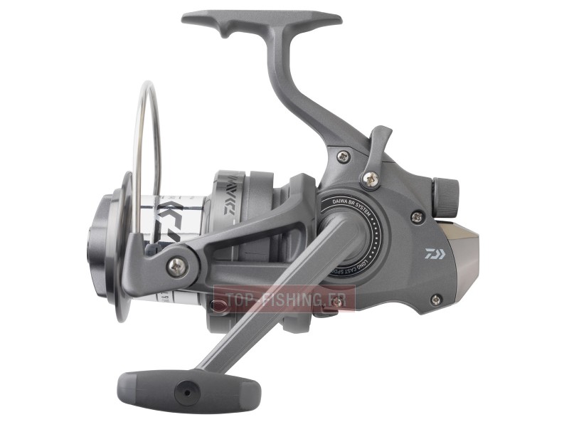 moulinet-daiwa-crosscast-br.jpg