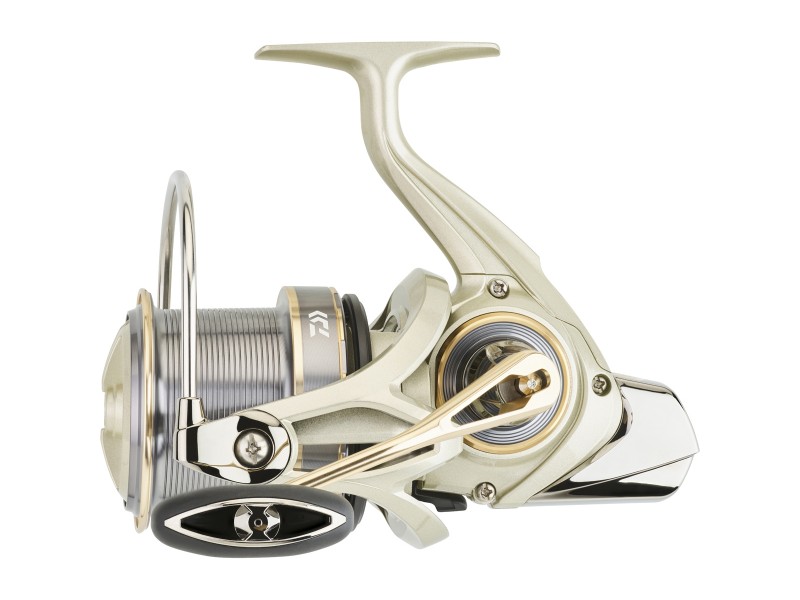 Moulinet Daiwa Emblem Surf Light 2020