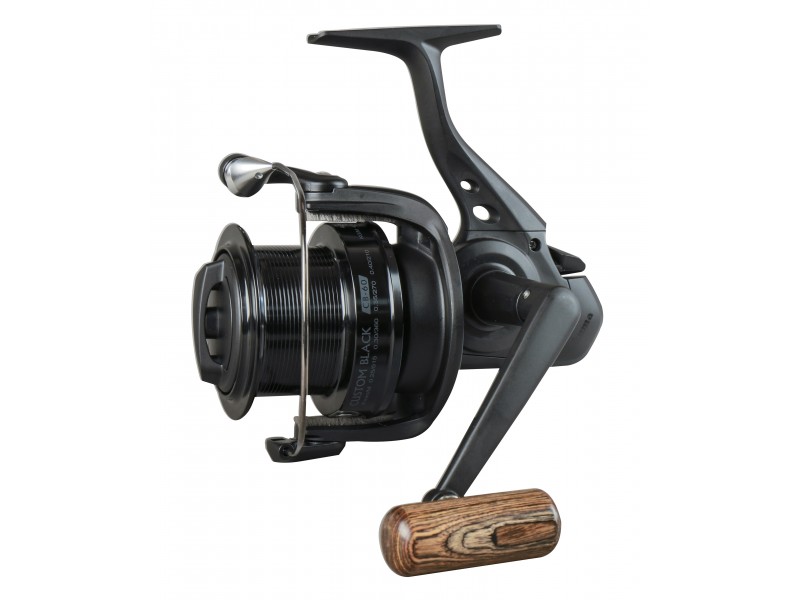 Moulinet Okuma Custom Black