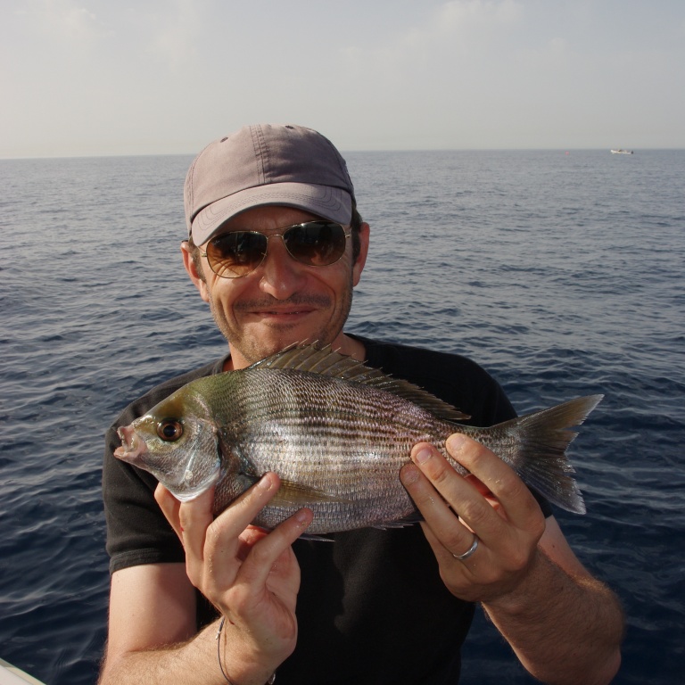 Aucune Dorade grise prise à 60 m de profondeur en pêche à soutenir Aucune Dorade grise prise à 60 m de profondeur en pêche à soutenir
