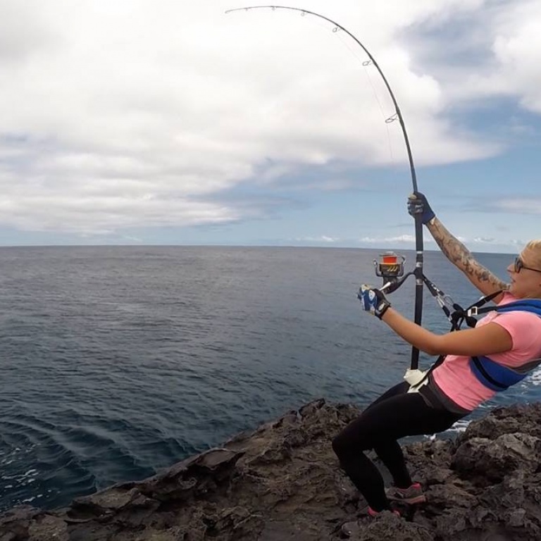 Kathrin Verreet, sa femme en plein combat. Encore ici avec de la tresse WFT