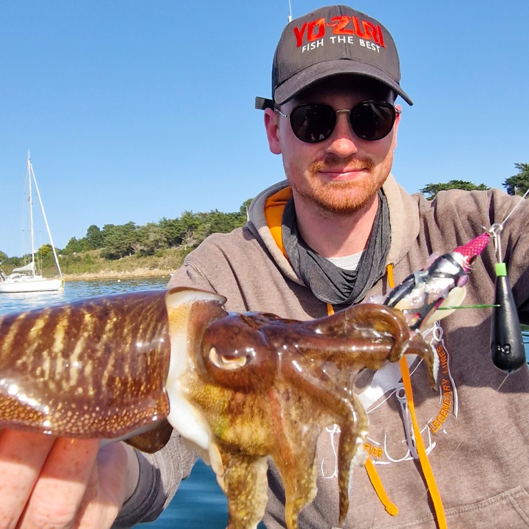 Grosse seiche prise avec Sushi-Q – Bait Holder Yo-Zuri 