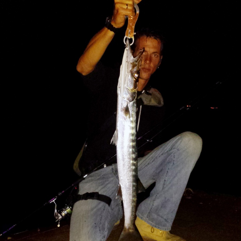 Beau barracuda pris par Fabien avec un Tide Minnow 175 blanc