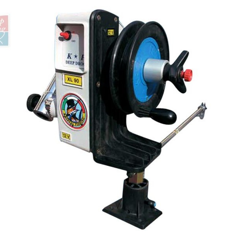Treuil électrique pour la pêche à la traîne profonde. Treuil électrique pour la pêche à la traîne profonde.