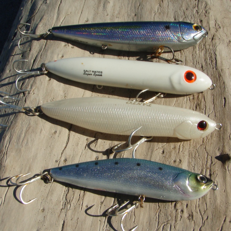 Des triples ultra piquants sont conseillés pour armer les stickbaits Des triples ultra piquants sont conseillés pour armer les stickbaits