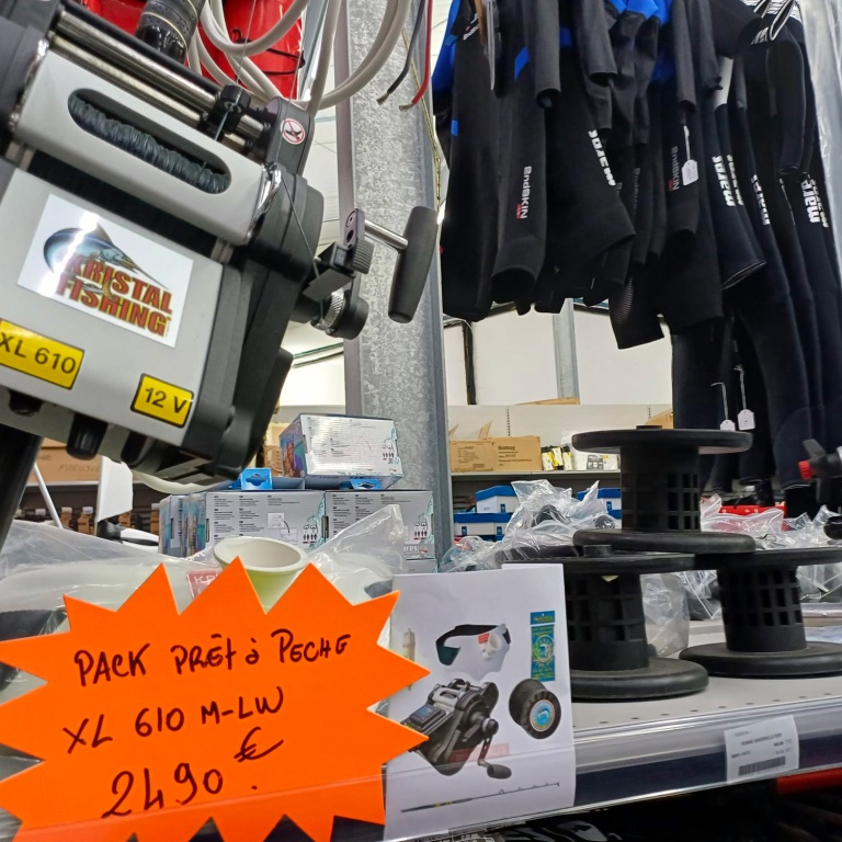 Démonstration des équipements Kristal Fishing au sein du magasin Top Fishing Martinique en 2024. Démonstration des équipements Kristal Fishing au sein du magasin Top Fishing Martinique en 2024.