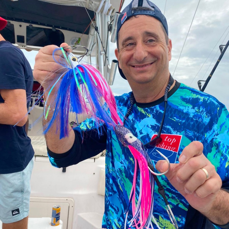 Utilisation de leurres de traîne pour cibler le wahoo en Martinique. Utilisation de leurres de traîne pour cibler le wahoo en Martinique.