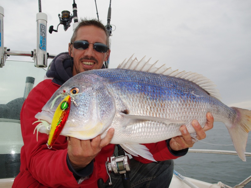 La Slow Pitch Italcanna est une canne faite à l’origine pour manier des slow jigs – ce qu’elle fait à la perfection comme le prouve ce magnifique denti !