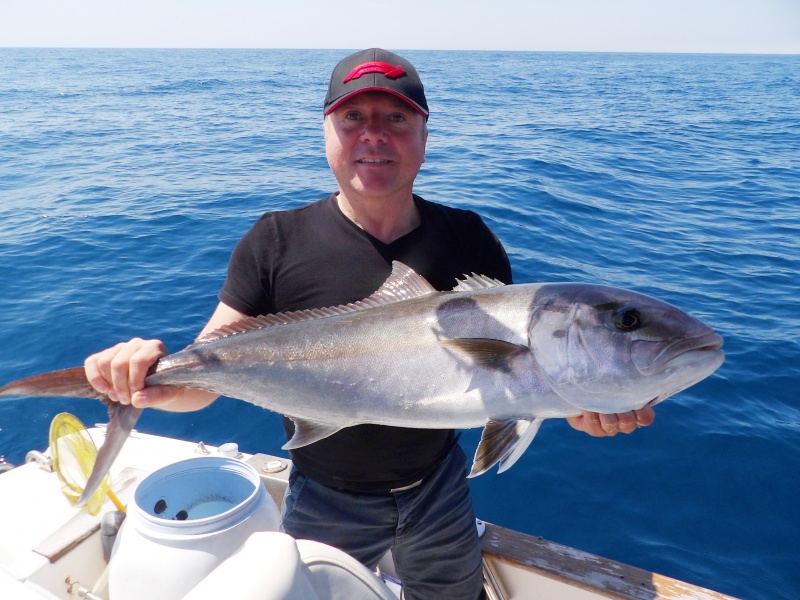 Superbe sériole prise au downrigger par un des stagiaires de Fabien Harbers