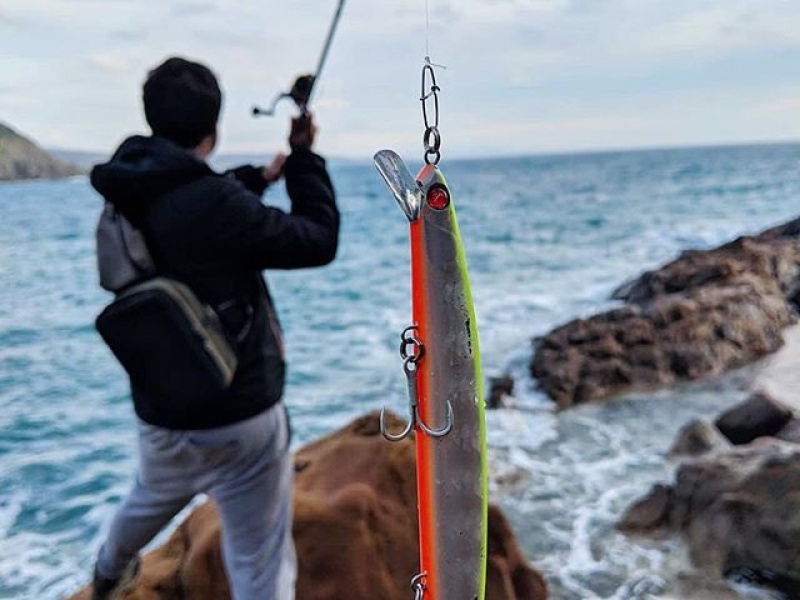 Les Mommotti sont des jerkbaits qui se lancent à des distances considérables !