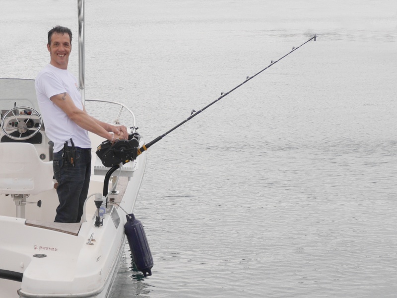Fabien Harbers est un des rares moniteurs guides de pêche qui propose des cessions de guidage spécial pêches profondes !