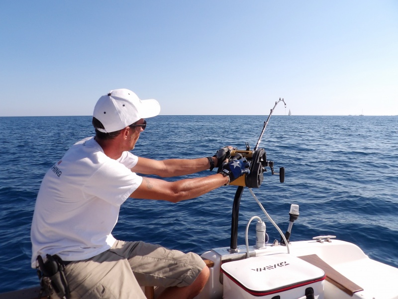 Les moulinets électriques Kristal Fishing sont parfaits pour pêcher le merlu en grandes profondeurs !