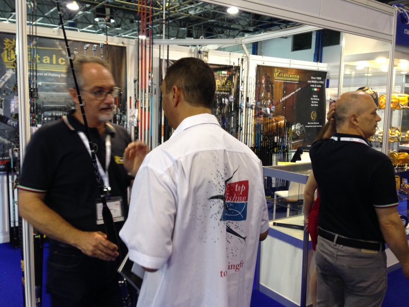 Sur le stand Italcanna à l'Efftex 2017, un de nos partenaires historiques Sur le stand Italcanna à l'Efftex 2017, un de nos partenaires historiques