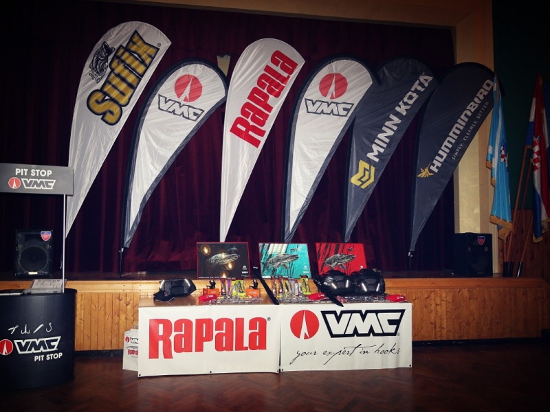 VMC, leader mondial dans la production et la vente d’hameçon triple fusionne avec RAPALA, leader mondial du leurre. VMC, leader mondial dans la production et la vente d’hameçon triple fusionne avec RAPALA, leader mondial du leurre.