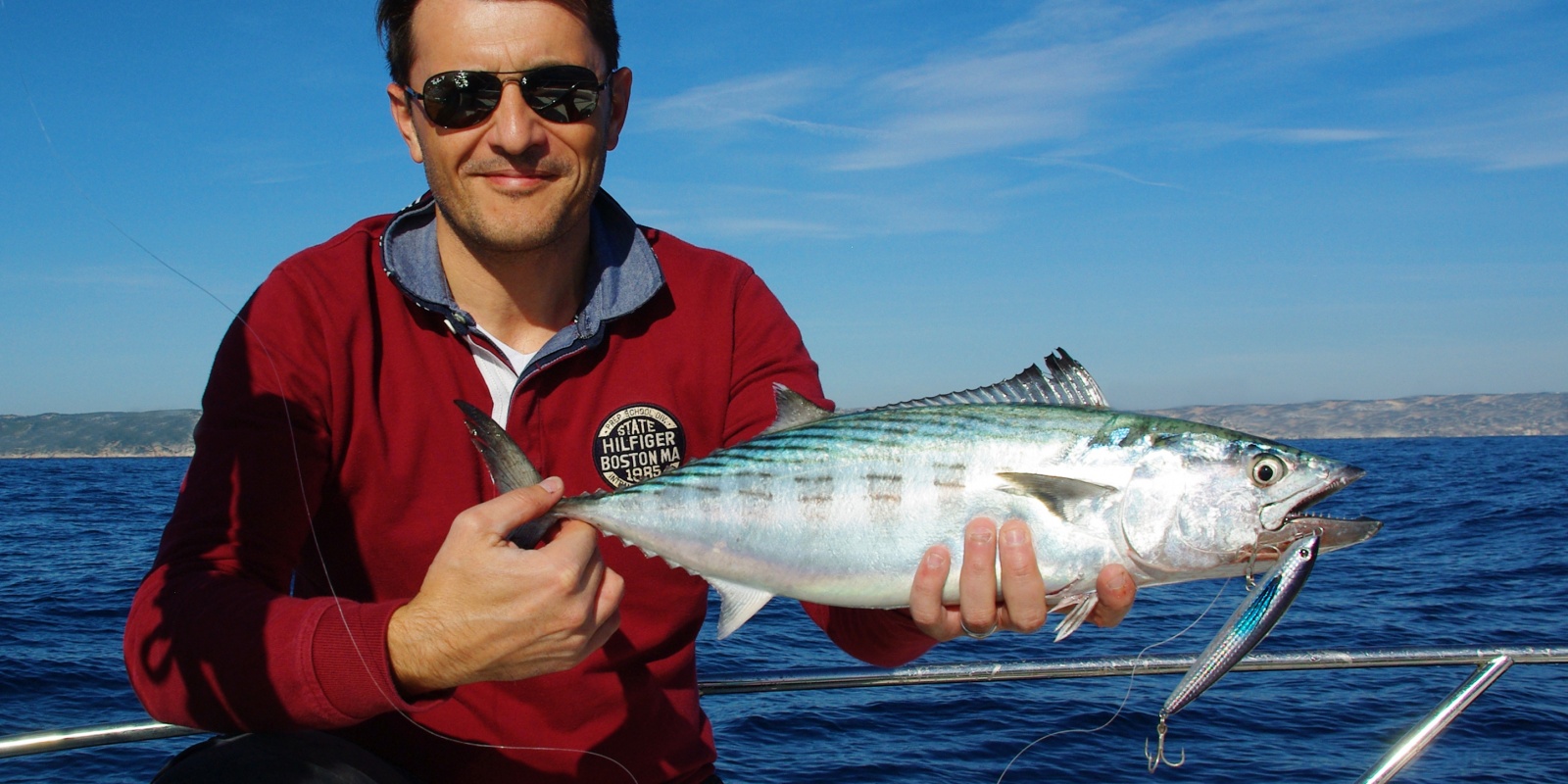 Pêche d'une bonite au stickbait