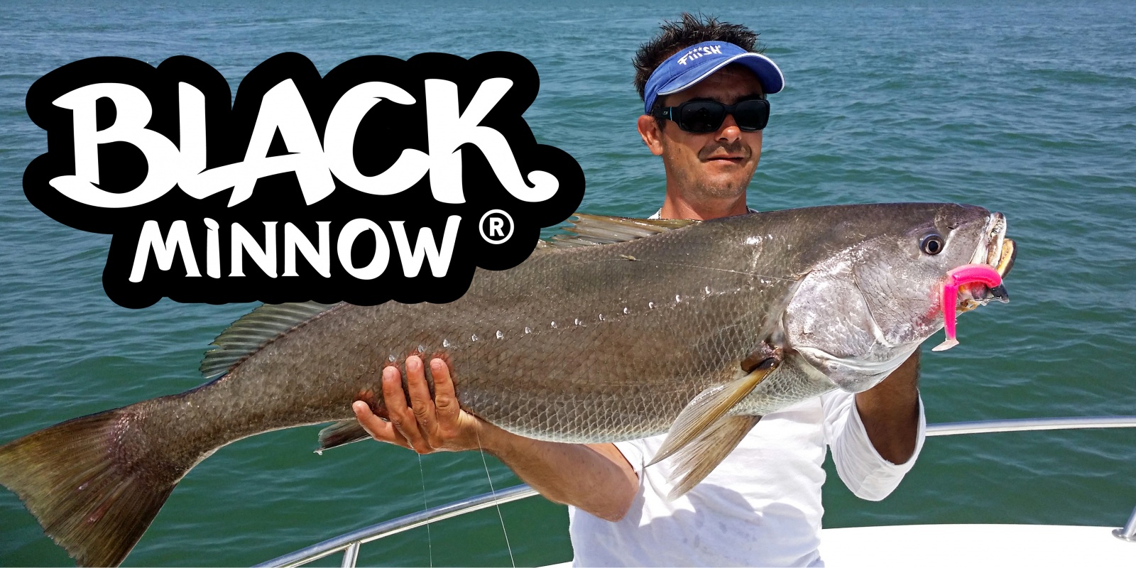 Encore un beau maigre qui a succombé au Black Minnow rose. Poisson de 9 kg pris par Will Encore un beau maigre qui a succombé au Black Minnow rose. Poisson de 9 kg pris par Will