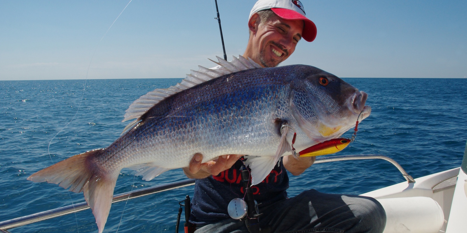 Stéphane Charles avec un Denti 5,5 kg au Top Sea Slow jig