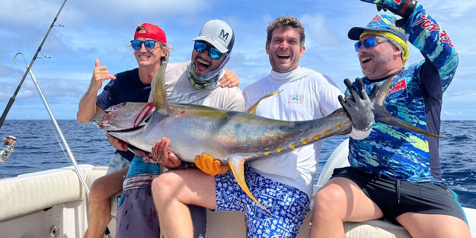 Voyage inoubliable en Martinique avec des thons jaunes pêchés au large. Voyage inoubliable en Martinique avec des thons jaunes pêchés au large.