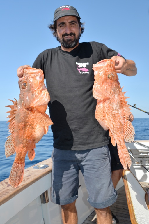 Deux énormes chapons pris en pêche profonde. Un doublé exceptionnel !