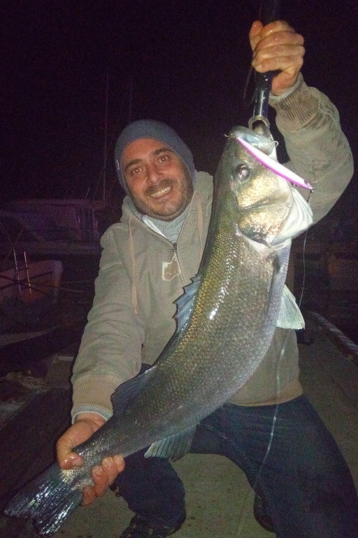 Enorme bar pris au Mommotti 180 SS Seaspin par Jérôme Carlier – ambassadeur Top Fishing ! Enorme bar pris au Mommotti 180 SS Seaspin par Jérôme Carlier – ambassadeur Top Fishing !