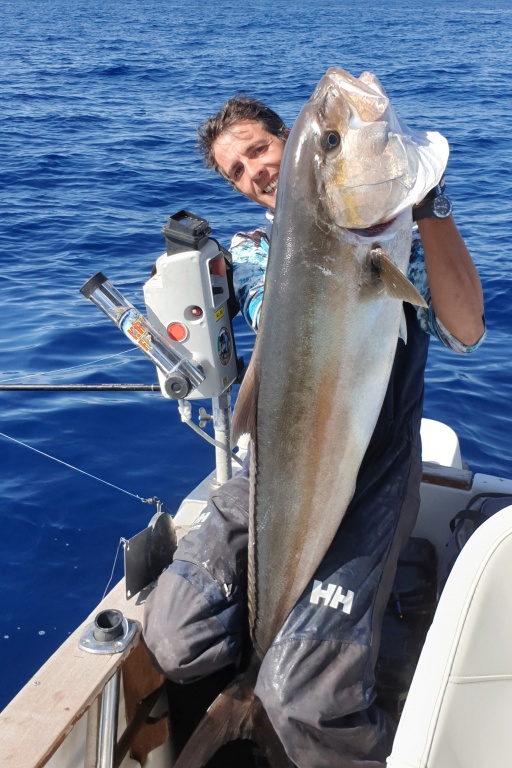 Fabien Harbers vous recommande également la Raissa Italcanna pour la pêche des grosses sérioles (ex : au vif avec un downrigger comme ici)