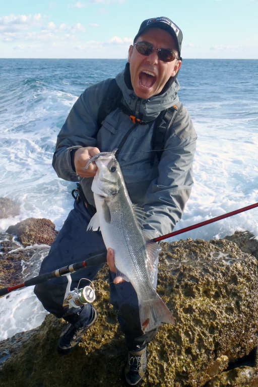 Joli bar pris avec un shad monté sur une tête plombée texane !