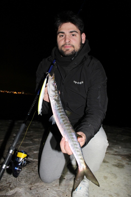 La canne Weapons Top Fishing est parfaite pour toutes les pêches du bord ! La canne Weapons Top Fishing est parfaite pour toutes les pêches du bord !