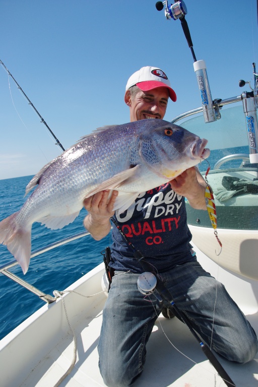 Denti 5,5 kg pris au Slow Jigging avril 2015 Denti 5,5 kg pris au Slow Jigging avril 2015