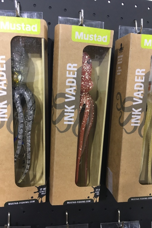 En plus l'ink Vader, est proposé dans une palette de coloris à la fois naturelle et subtile En plus l'ink Vader, est proposé dans une palette de coloris à la fois naturelle et subtile