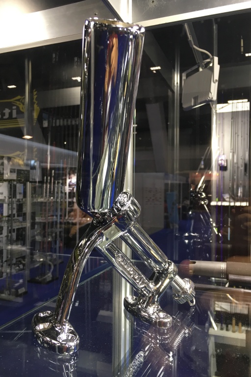 Stand Italcanna, un superbe porte-canne en vitrine Stand Italcanna, un superbe porte-canne en vitrine