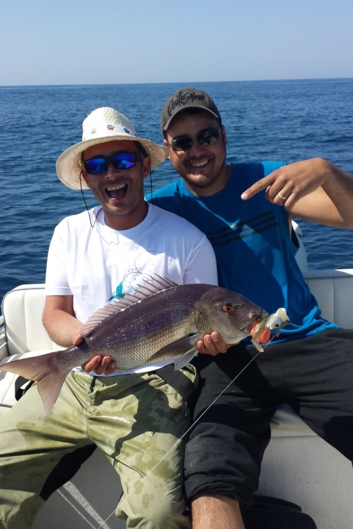 Jérôme Carlier et son pote traquent le denti au black minnow