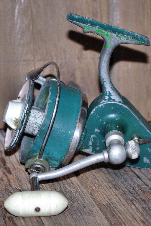 Moulinet Spinfisher 700, version 2, avec poignée en alu anodisé Moulinet Spinfisher 700, version 2, avec poignée en alu anodisé