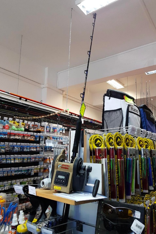 XL 648 dans le magasin de Saint-Pierre XL 648 dans le magasin de Saint-Pierre