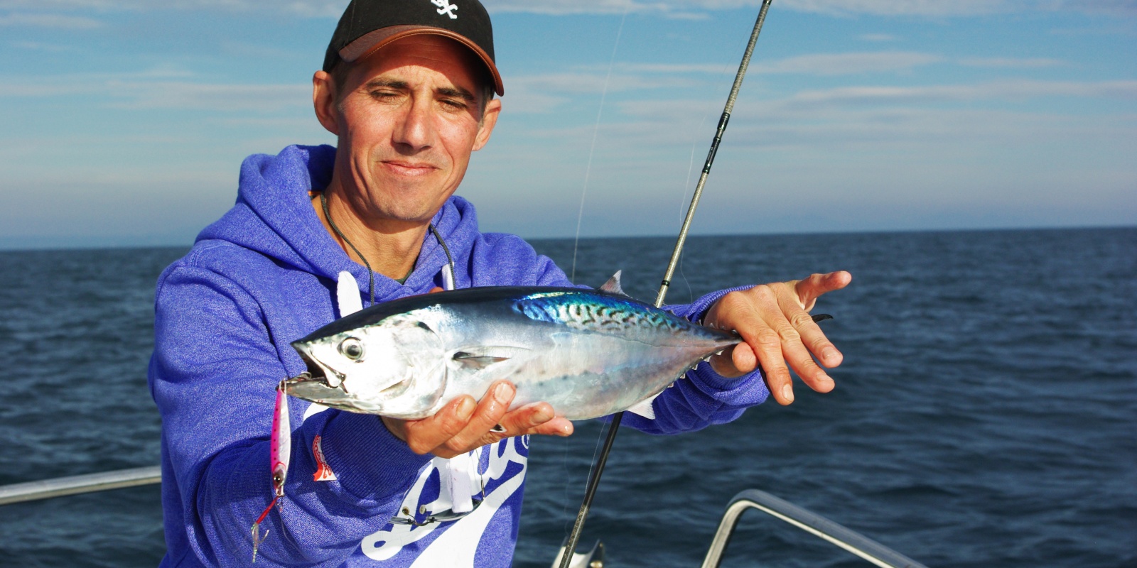 samurai-jig-daiwa-photo-en-peche-5.jpg Lors de nos différents tests, le Samouraï jig sest révélé ultra performant sur les chasses de bonites ou de loups en bateau