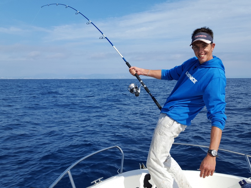 Nous verrons dans un prochain article comment Fabien Harbers pêche les thons rouges au downrigger !