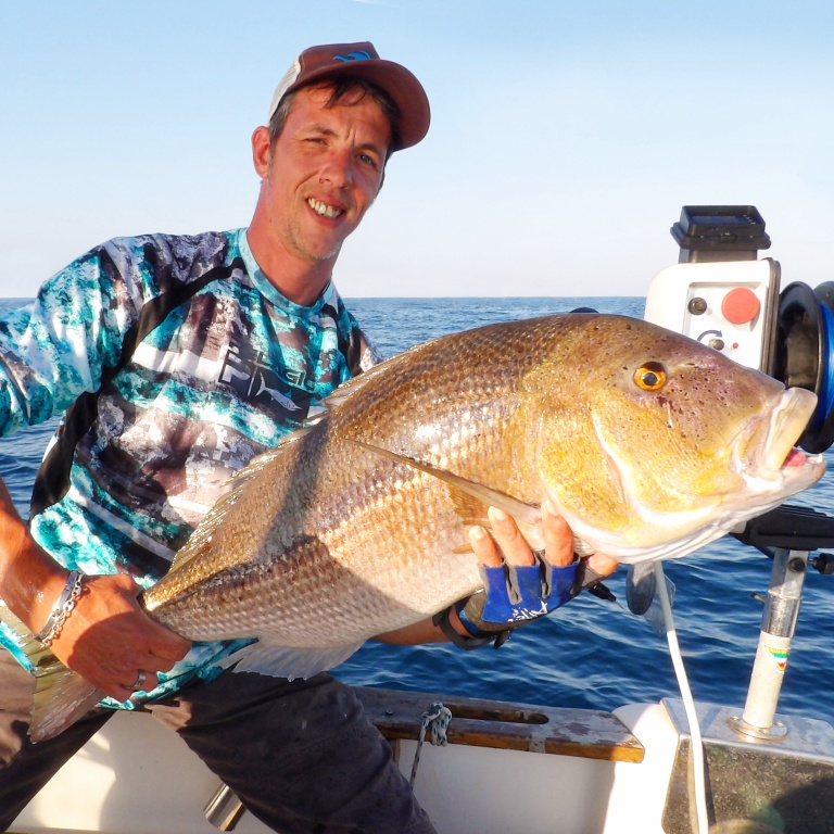 1-magnifique-denti-pris-downrigger-kristal-fishing-.jpg Magnifique denti pris au downrigger Kristal Fishing par le moniteur guide de pêche Fabien Harbers